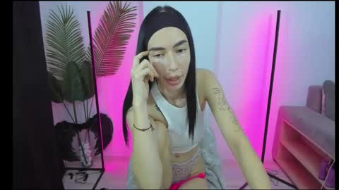 Snapshot of celine_roxelle chatting on November 2025 06:37:02 PM Celine Roxelle online show from November 2025 06:37:02 PM
