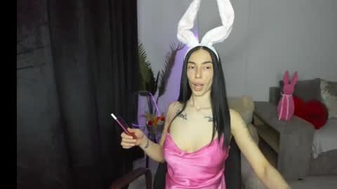 Snapshot of celine_roxelle chatting on April 2026 08:39:01 PM Celine Roxelle online show from April 2026 08:39:01 PM