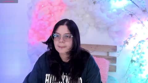 Snapshot of centaurigirls chatting on February 2025 08:59:02 PM Hello guys my name is Sofi and Lizzie and Vanessa online show from February 2025 08:59:02 PM