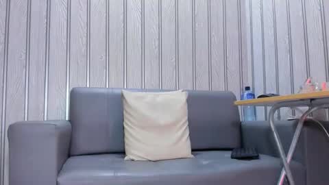 Cesar online show from December 2025 09:45:01 PM