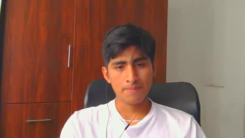 Snapshot of cesarex148 chatting on December 2024 09:37:01 PM Cesar online show from December 2024 09:37:01 PM