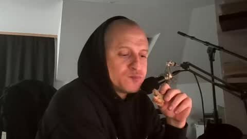 Snapshot of ceszinho999 chatting on December 2025 06:52:01 AM ceszinho999 online show from December 2025 06:52:01 AM