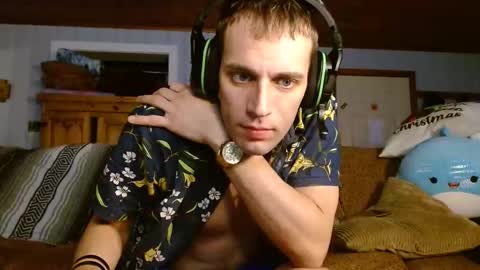 Snapshot of cguffey2284 chatting on December 2024 10:03:02 PM cguffey2284 online show from December 2024 10:03:02 PM