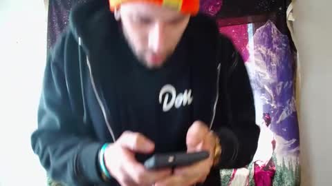 Snapshot of cguffey2284 chatting on February 2025 06:06:01 PM cguffey2284 online show from February 2025 06:06:01 PM