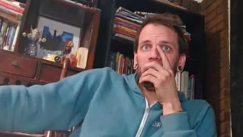 Snapshot of cguffey2284 chatting on February 2025 08:50:01 AM cguffey2284 online show from February 2025 08:50:01 AM