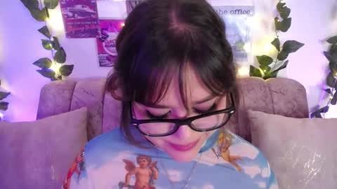 charlotte online show from December 2025 07:53:02 PM