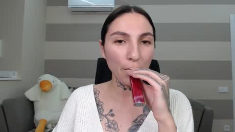 Kate online show from January 2025 02:39:01 PM