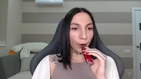 Kate online show from February 2025 02:48:02 PM