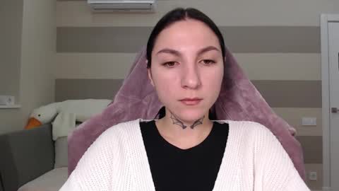 Kate online show from February 2025 07:01:02 AM