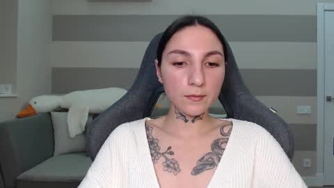 Kate online show from February 2025 07:10:01 PM