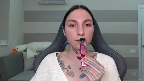 Kate online show from February 2025 02:03:02 PM