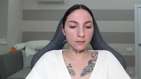 Kate online show from February 2025 04:52:01 AM