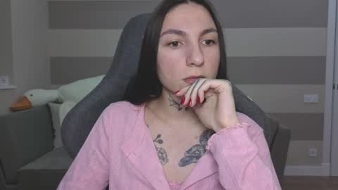 Kate online show from November 2025 07:41:01 AM