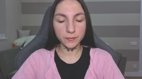 Kate online show from February 2026 08:25:02 AM