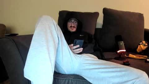 Lydong online show from October 2025 12:44:01 AM