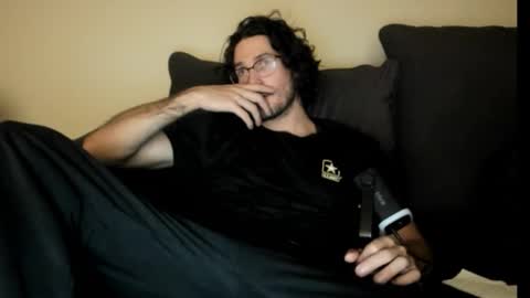 Lydong online show from November 2025 04:46:01 AM