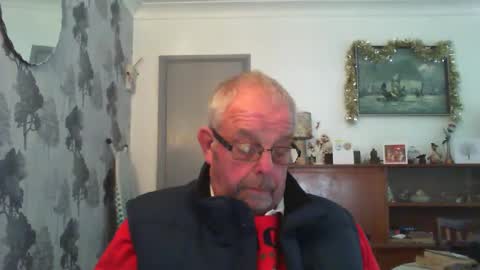 Snapshot of champers37 chatting on December 2024 10:30:01 AM Champers online show from December 2024 10:30:01 AM