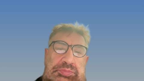 Snapshot of champsex305610 chatting on January 2025 04:34:01 AM champsex305610 online show from January 2025 04:34:01 AM