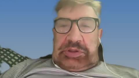 Snapshot of champsex305610 chatting on January 2025 03:17:01 AM champsex305610 online show from January 2025 03:17:01 AM