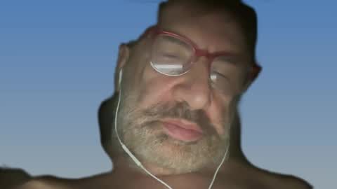 Snapshot of champsex305610 chatting on February 2025 06:33:01 PM champsex305610 online show from February 2025 06:33:01 PM