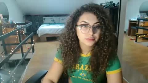 Stephanieblisss online show from January 2026 11:37:02 AM