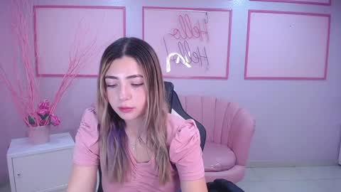 channel_blonde_a online show from January 2025 04:44:01 PM