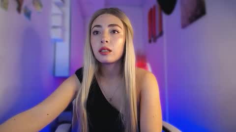 channel_blonde_a online show from September 2025 05:51:01 AM