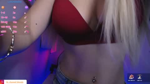 Snapshot of channel_blonde_a chatting on May 2026 11:02:01 PM channel_blonde_a online show from May 2026 11:02:01 PM