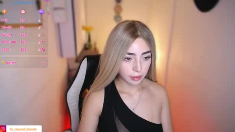 Snapshot of channel_blonde_a chatting on June 2026 02:53:01 AM channel_blonde_a online show from June 2026 02:53:01 AM