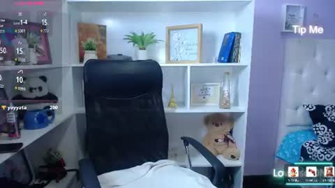 Snapshot of chantal_adams0 chatting on June 2026 02:10:02 PM chantal online show from June 2026 02:10:02 PM