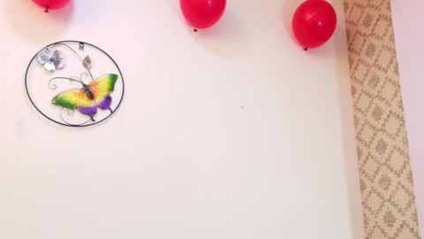 Raquel  online show from September 2025 12:05:02 PM