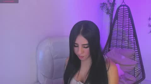 Chantall online show from November 2025 04:45:02 AM