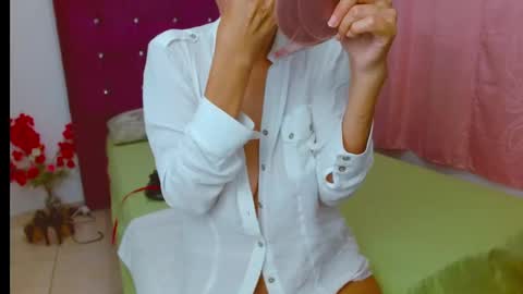 Snapshot of chantalsemenova2023 chatting on January 2025 11:44:02 AM chantal sweety and horny latina for u online show from January 2025 11:44:02 AM