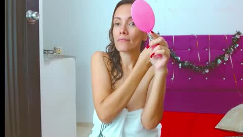 Snapshot of chantalsemenova2023 chatting on November 2025 03:56:01 PM chantal sweety and horny latina for u online show from November 2025 03:56:01 PM