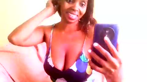 Snapshot of chante665 chatting on December 2024 07:14:01 AM chante665 online show from December 2024 07:14:01 AM