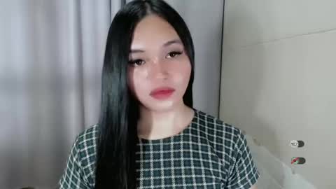 Snapshot of chantelle_fuckdoll chatting on February 2025 01:47:02 AM CHANTELLE online show from February 2025 01:47:02 AM