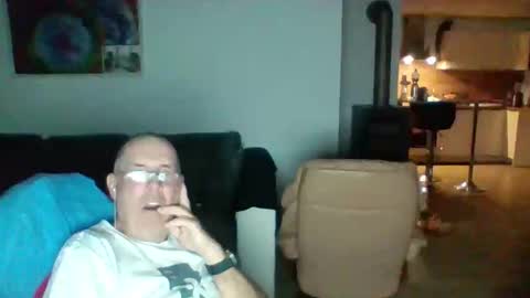 charles6064 online show from June 2026 02:13:02 AM