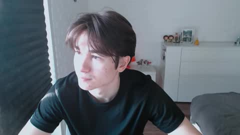 charleshanson69 online show from October 2025 11:42:02 AM