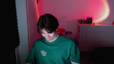 charleshanson69 online show from October 2025 04:30:01 PM