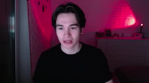 charleshanson69 online show from March 2026 05:40:02 PM