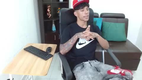 Snapshot of charlie_oconnor chatting on December 2024 04:09:02 AM Charlie oconnor online show from December 2024 04:09:02 AM