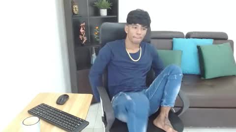 Snapshot of charlie_oconnor chatting on January 2025 04:57:02 AM Charlie oconnor online show from January 2025 04:57:02 AM