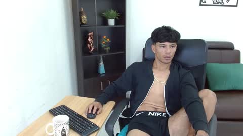 Snapshot of charlie_oconnor chatting on January 2025 08:41:01 AM Charlie oconnor online show from January 2025 08:41:01 AM