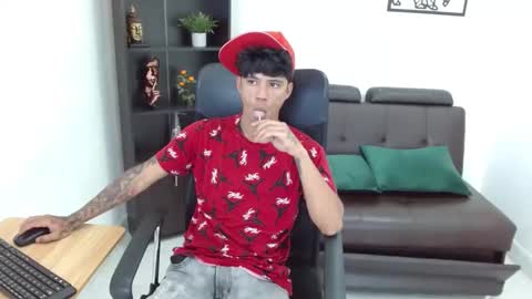 Snapshot of charlie_oconnor chatting on February 2025 03:11:02 AM Charlie oconnor online show from February 2025 03:11:02 AM