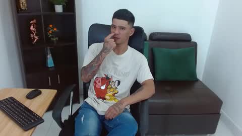 Snapshot of charlie_oconnor chatting on February 2025 09:06:02 AM Charlie oconnor online show from February 2025 09:06:02 AM