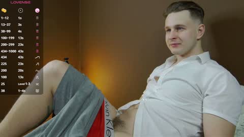 Snapshot of charlie_smiley chatting on December 2024 05:04:02 AM Charlie Smiley online show from December 2024 05:04:02 AM