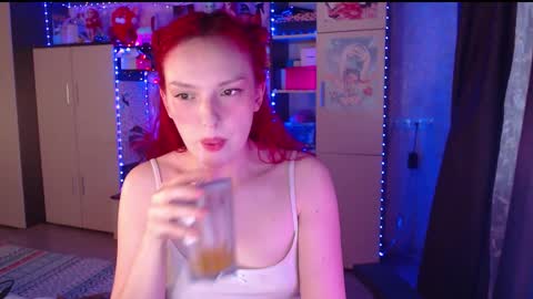 Snapshot of charlie_wtf chatting on September 2025 03:44:02 PM charlie online show from September 2025 03:44:02 PM