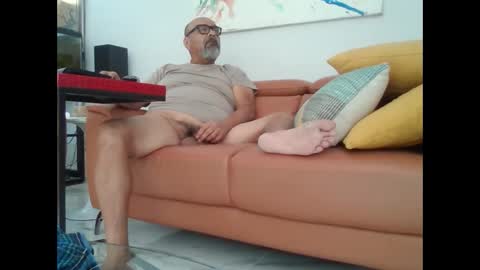 Snapshot of charlieo1953 chatting on December 2024 09:35:01 PM charlieo1953 online show from December 2024 09:35:01 PM