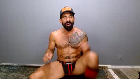 Snapshot of charlieprospect chatting on December 2025 01:22:01 AM Charlie Prospect online show from December 2025 01:22:01 AM