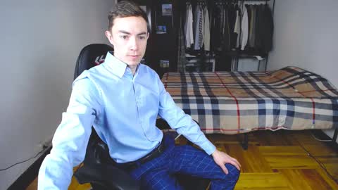 carlos reyes online show from February 2025 07:55:02 AM